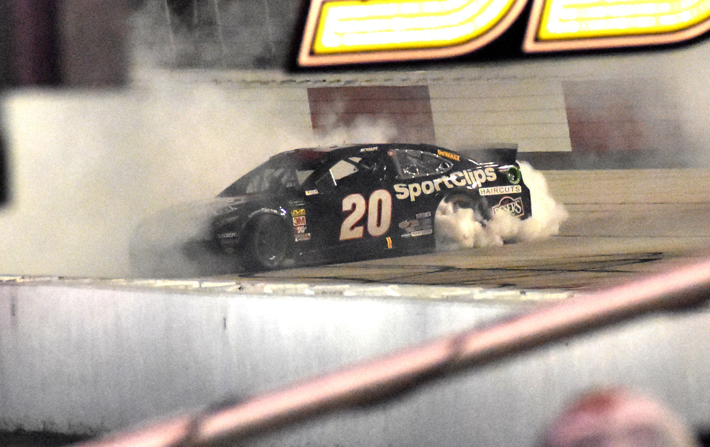 Bojangles' Southern 500